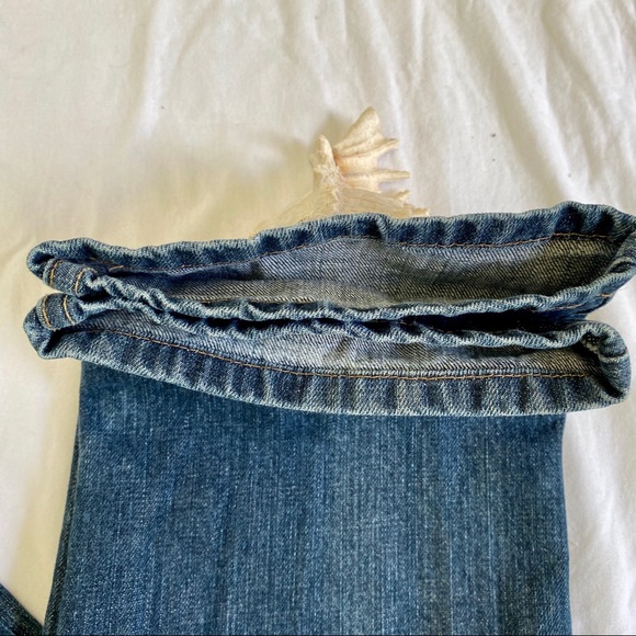 Levis 514 Slim Straight Med Wash Distressed Jean - Picture 15 of 16